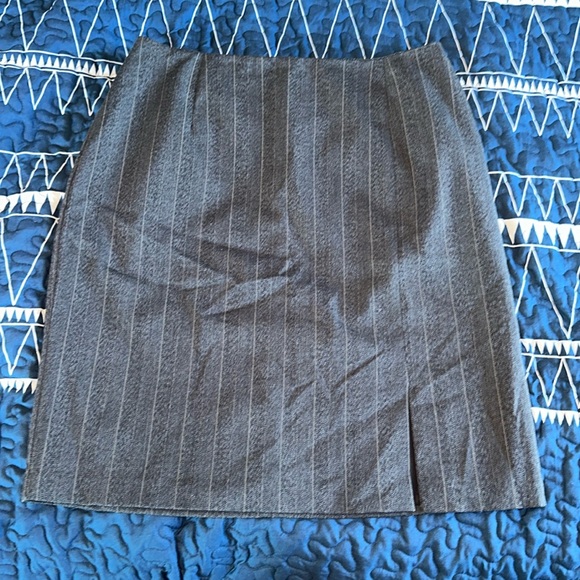 Skirt - Picture 1 of 2